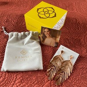 Kendra Scott Lotus statement earrings -  gold